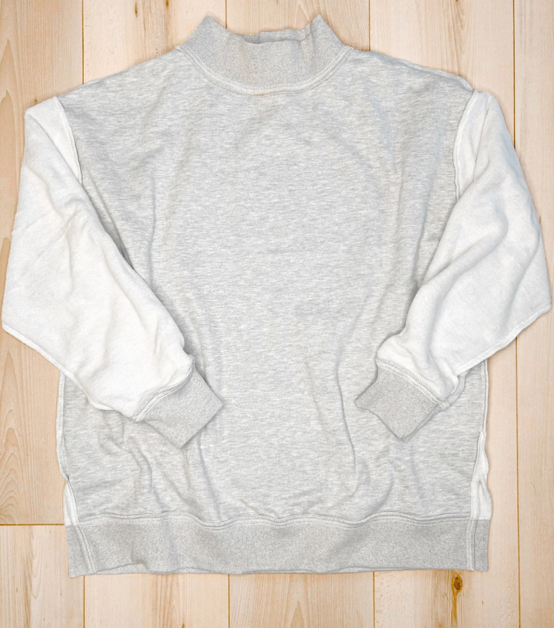State Script Mock Neck